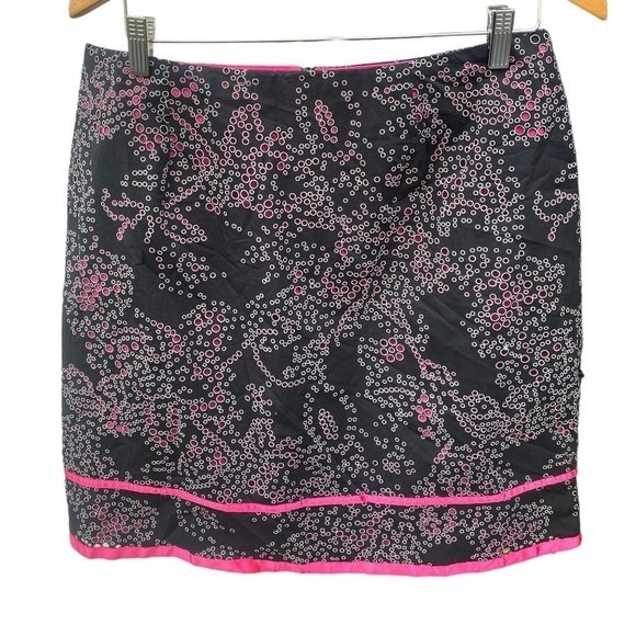 bently a. Y2K Perforated Black/ White Circle Overlay Mini Skirt I Size: 14 - Picture 2 of 13